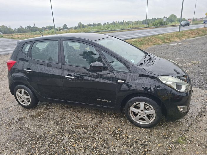 HYUNDAI IX20 1.4 DOHC Life AC