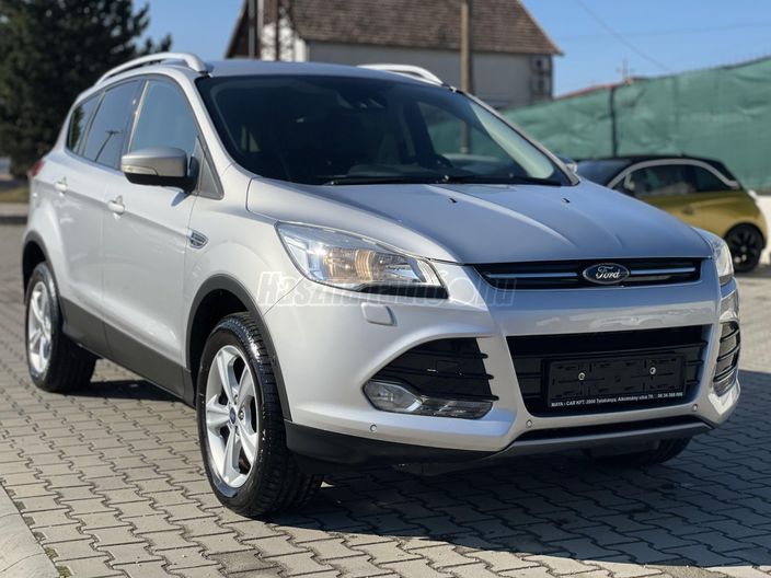 FORD KUGA 1.5 EcoBoost Titanium Technology 2WD