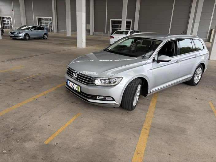 VOLKSWAGEN PASSAT Variant 2.0 TDI BMT SCR Highline