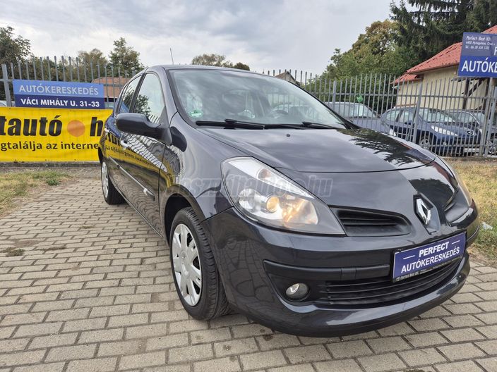 RENAULT CLIO 1.6 16V Dynamique Plus