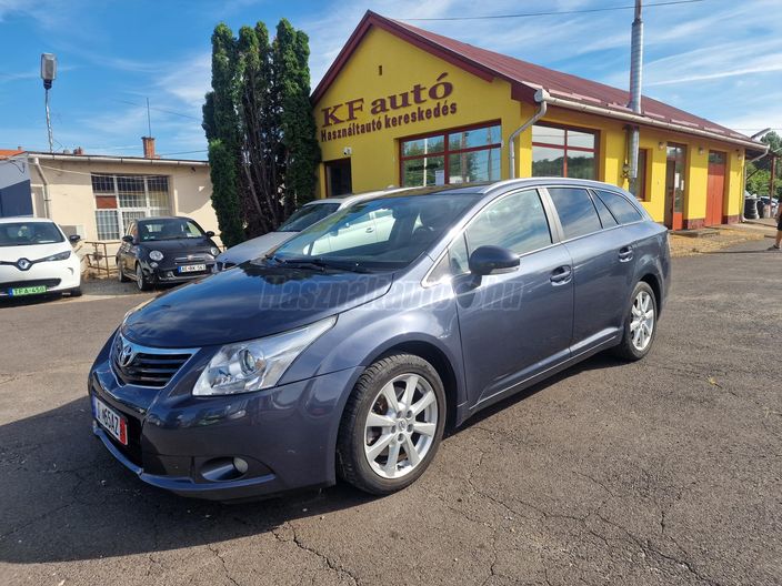 TOYOTA AVENSIS Wagon 2.2 DCAT Executive