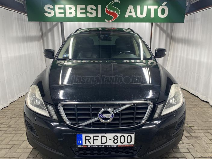VOLVO XC60 2.4 D [D4] Summum