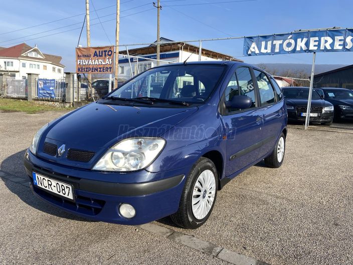RENAULT SCENIC