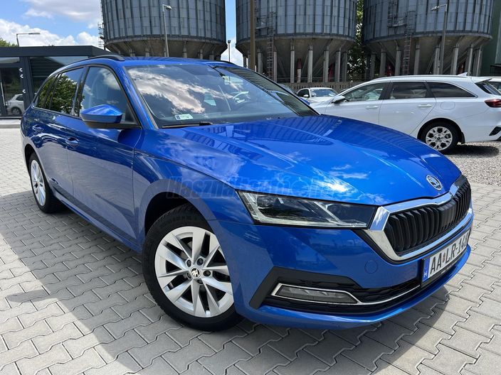 SKODA OCTAVIA Combi 1.5 TSI ACT Style