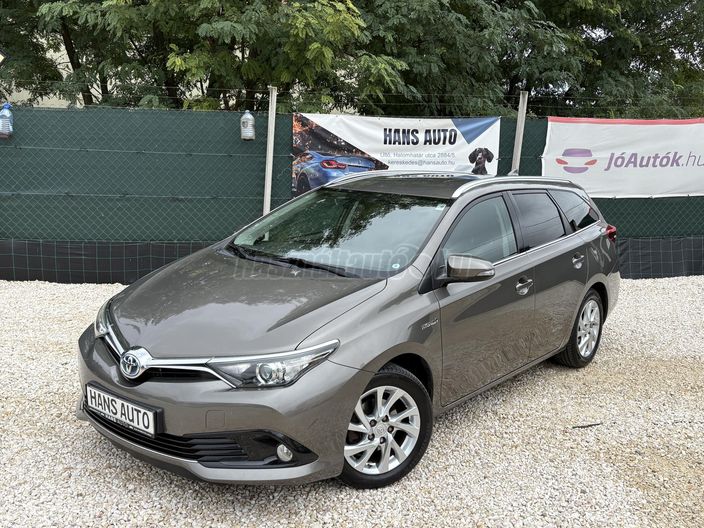 TOYOTA AURIS Touring Sports 1.8 HSD Live (Automata)