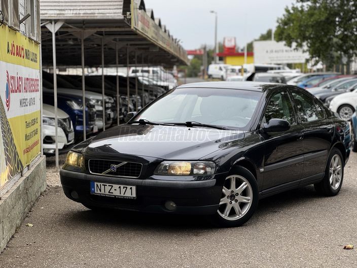 VOLVO S60 2.4