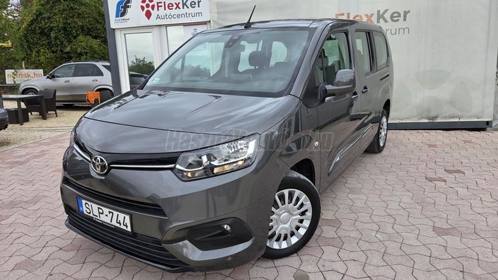 TOYOTA PROACE City Verso 1.5D Shuttle L2H1 MT5 [7 személy]