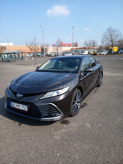 TOYOTA CAMRY 2.5 Hybrid Executive VIP CVT