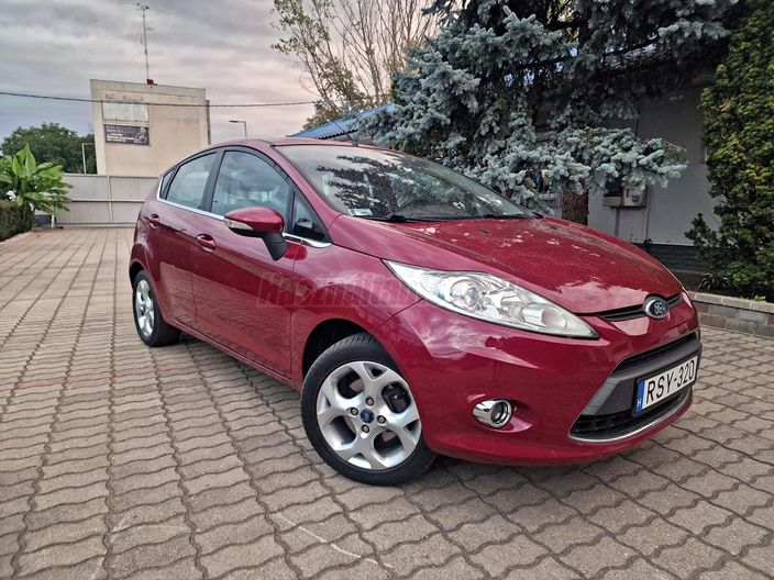 FORD FIESTA 1.25 Titanium