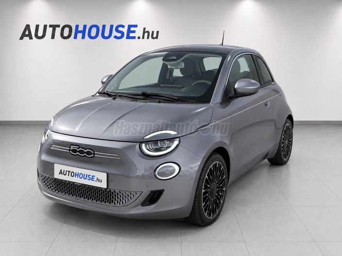 3.300 KM! PANORÁMA-TETŐ! LA-PRIMA BŐR! LED! NAVI! ÜLÉSFŰTÉS! 6.298.000 + Áfa!