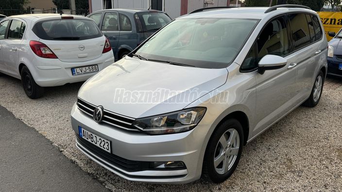 VOLKSWAGEN TOURAN 1.6 TDI BMT SCR Comfortline