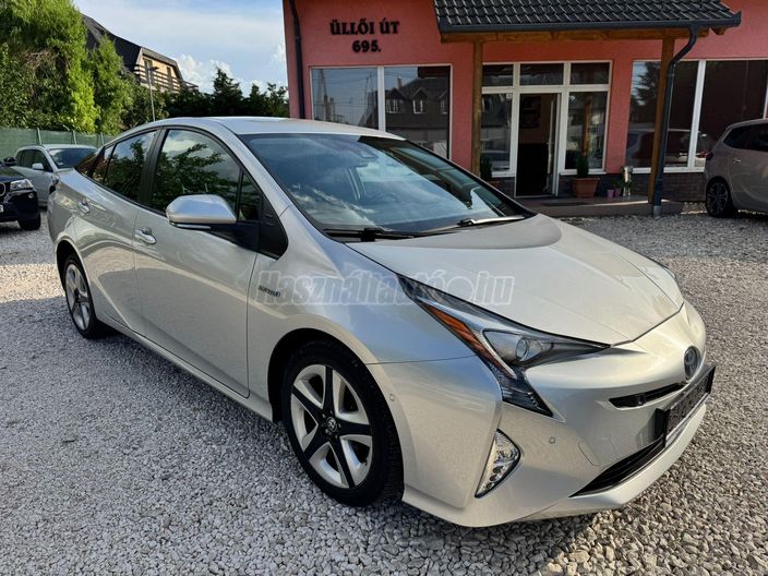 TOYOTA PRIUS 1.8 HSD Executive (Automata)