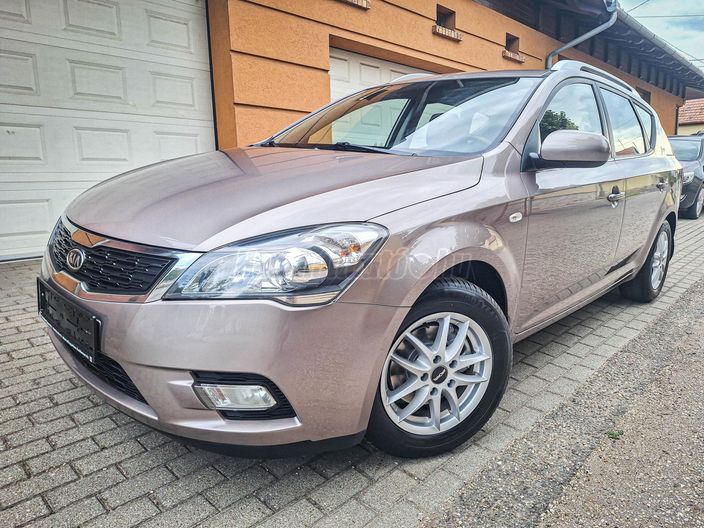 KIA CEE'D SW 1.6 LX Exclusive