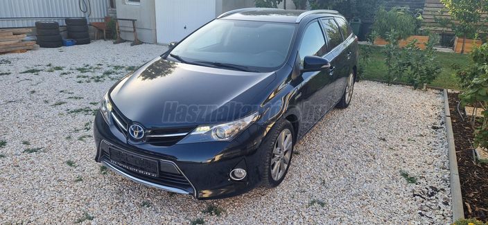 TOYOTA AURIS Touring Sports 1.8 HSD Active (Automata)