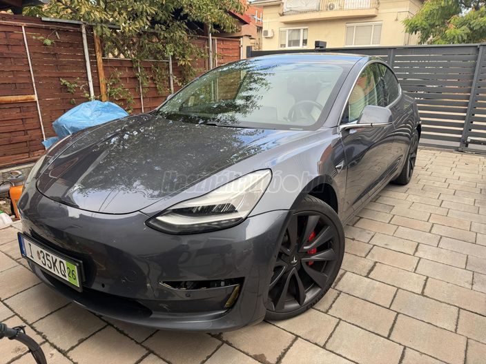TESLA MODEL 3 Performance AWD (Automata)