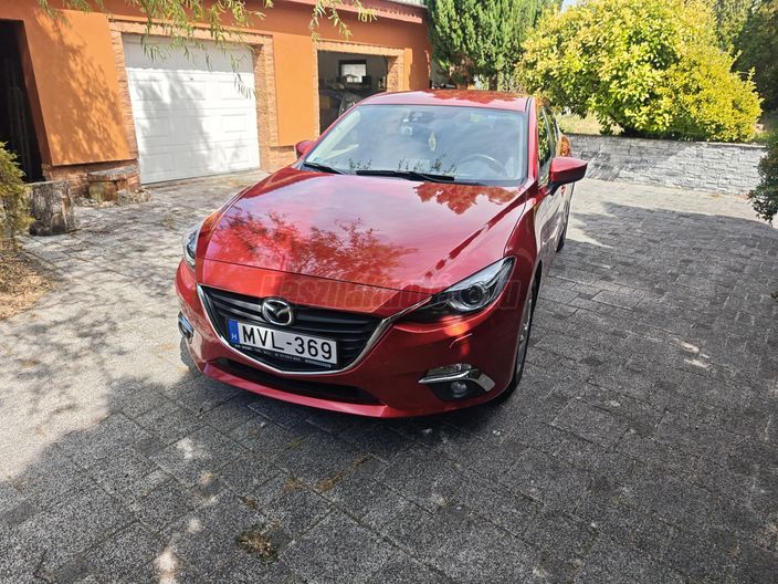 MAZDA 3 1.5 Attraction