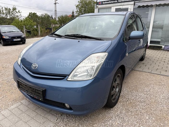 TOYOTA PRIUS 1.5 HSD Sol (Automata)