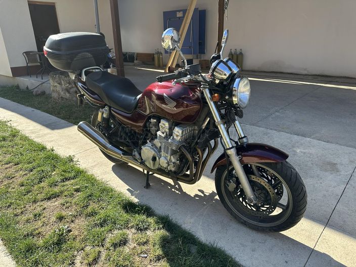 HONDA CB 750