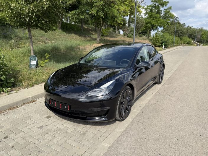 TESLA MODEL 3 Performance AWD (Automata)