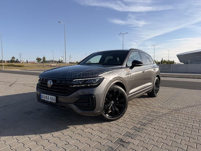 VOLKSWAGEN TOUAREG 3.0 V6 TDI R-Line Tiptronic ic