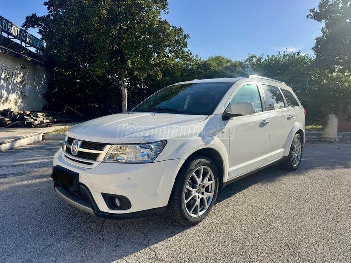 FIAT FREEMONT 2.0 Mjet Lounge 4x4 (Automata) (7 személyes )