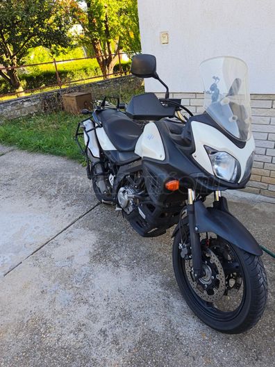 SUZUKI DL 650