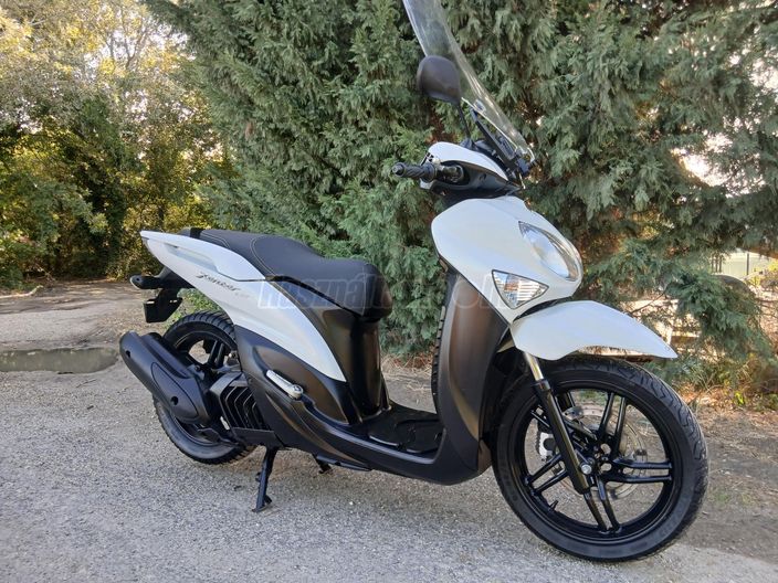 YAMAHA XENTER 125