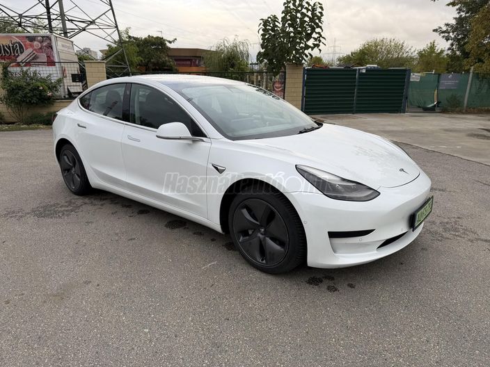 TESLA MODEL 3 Standard Range Plus Aut