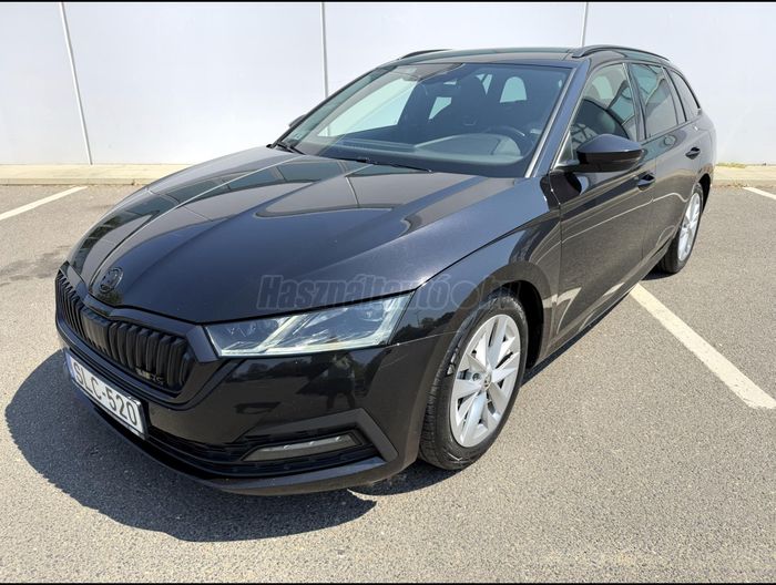 SKODA OCTAVIA Combi 2.0 TDI SCR SportLine DSG