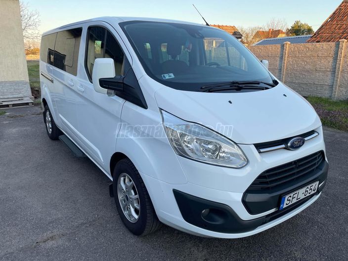 FORD TOURNEO