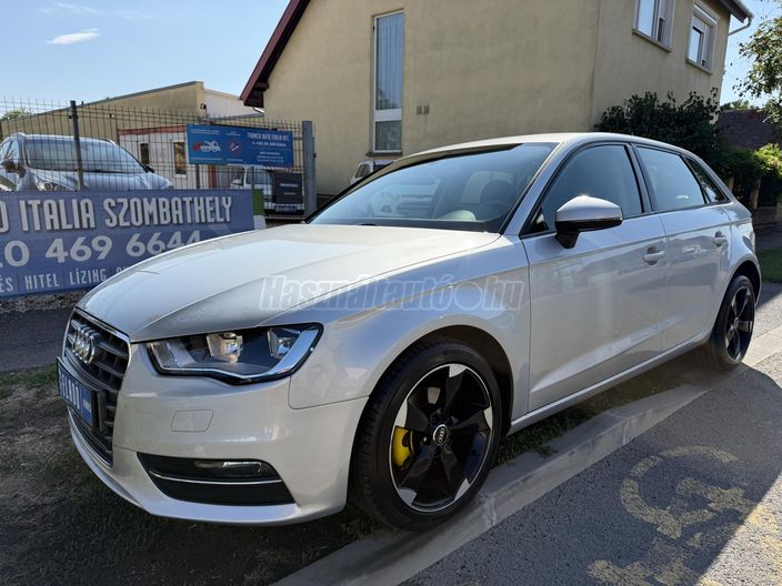 AUDI A3 Sportback 1.6 TDI Attraction