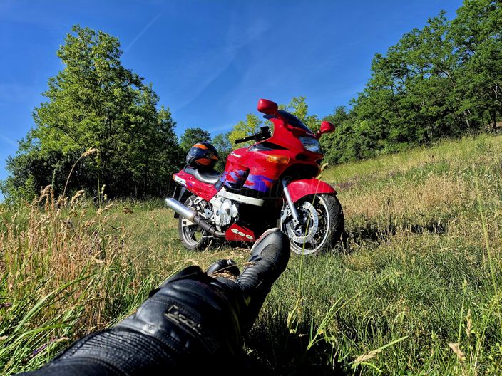 KAWASAKI ZZ-R 600