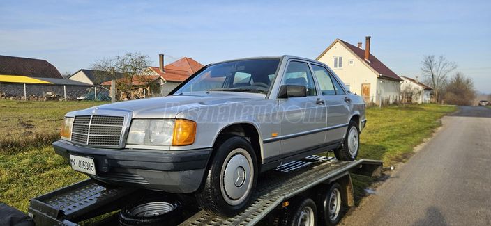 MERCEDES-BENZ 190
