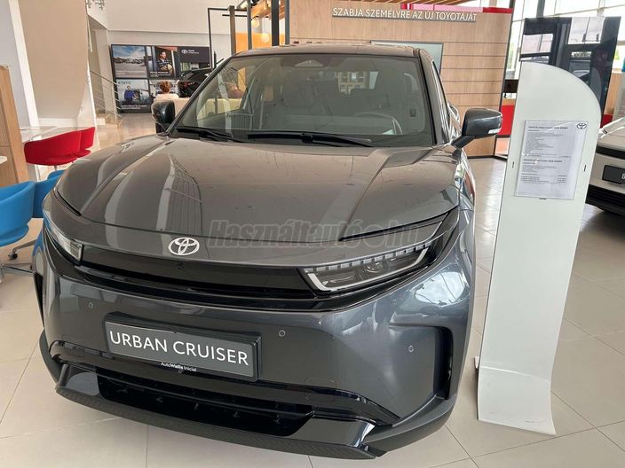 TOYOTA URBAN CRUISER