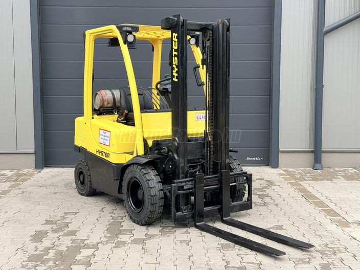 HYSTER H2.5FT - 2.5 t teherbírás. 3.3 m emelés. oldalmozgató. 4 szekció