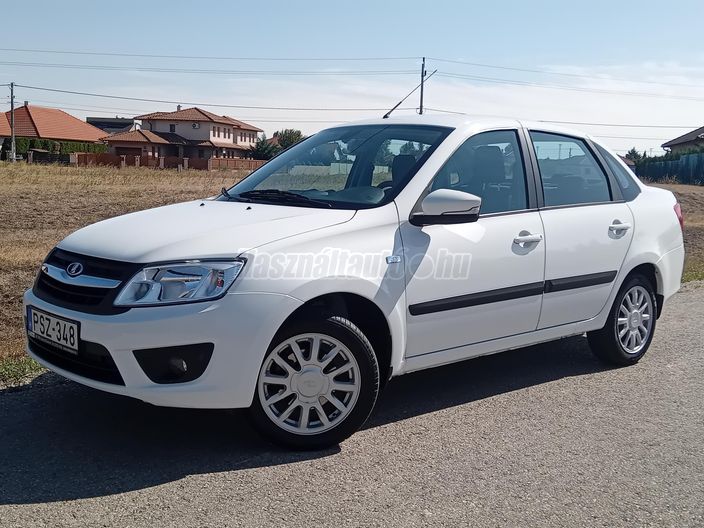LADA GRANTA Sedan 1.6 Lux