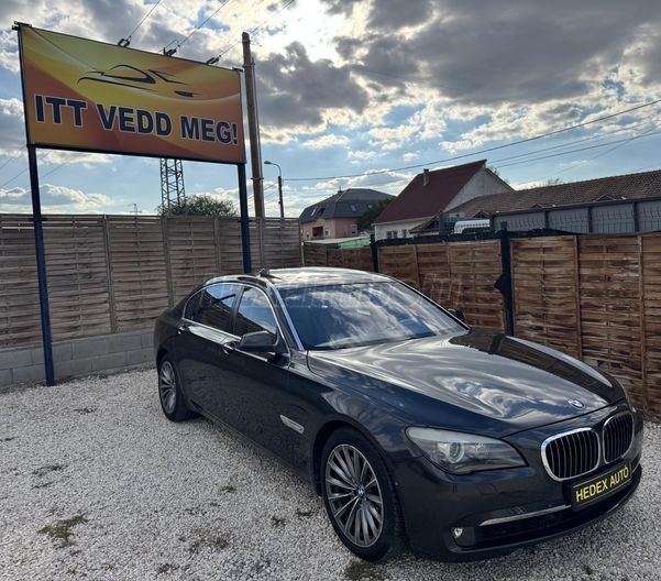 BMW 750 750Li xDrive (Automata)