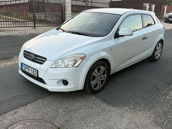 KIA PRO CEE'D 1.4 EX Limited
