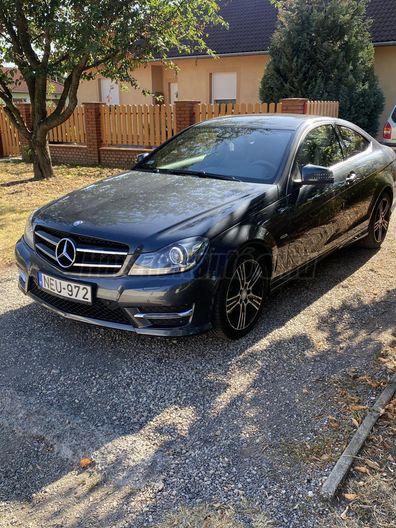 MERCEDES-BENZ C-OSZTÁLY C 220 CDI BlueEFFICIENCY