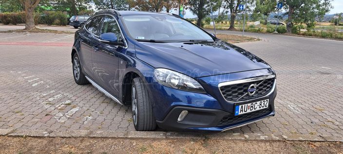 VOLVO V40 2.0 D [D2] Ocean Race