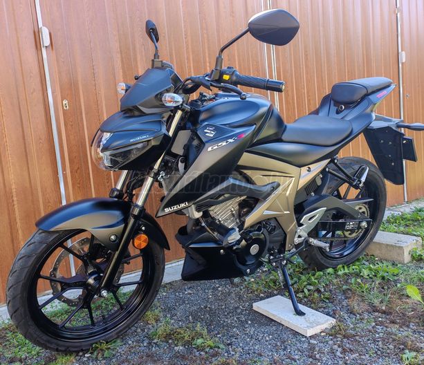 SUZUKI GSX-S 125