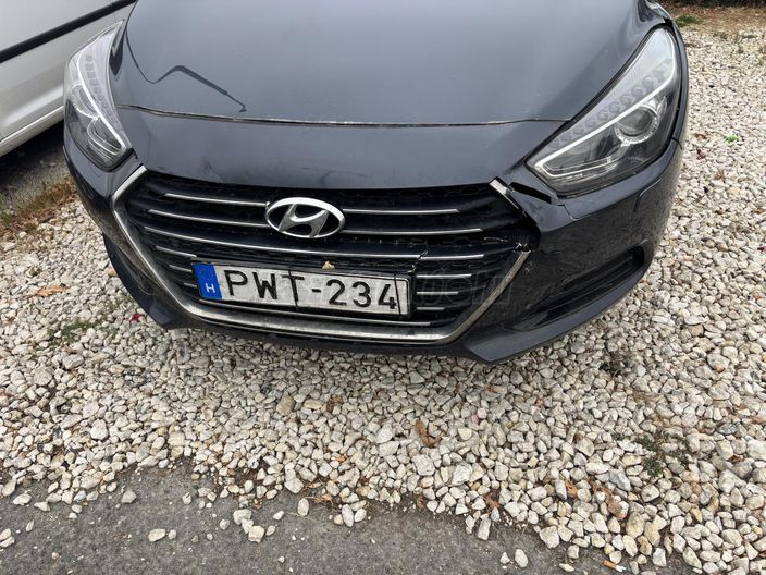 HYUNDAI I40 1.7 CRDi HP Comfort+17''+Navigációs+Téli csomag 7DCT