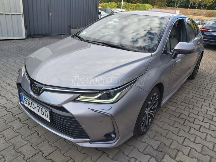 TOYOTA COROLLA Sedan 1.6 Comfort Style