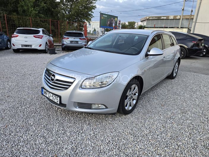OPEL INSIGNIA Sports Tourer 2.0 CDTI Cosmo