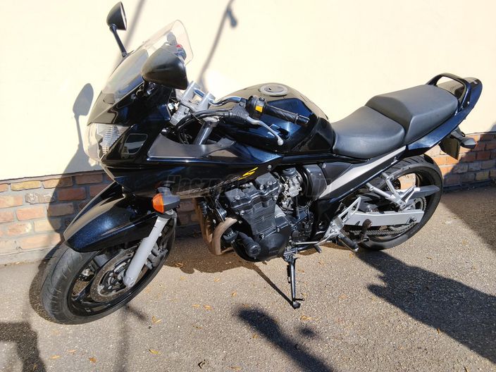 SUZUKI GSF 650