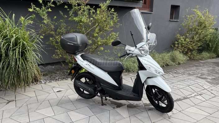SUZUKI ADDRESS 125