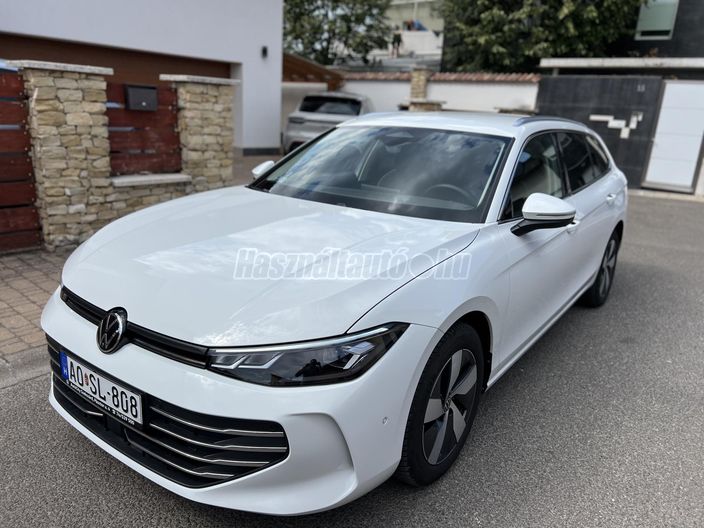 VOLKSWAGEN PASSAT Variant 1.5 eTSI ACT Business DSG