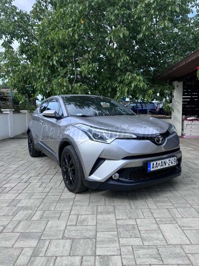 TOYOTA C-HR 1.2T Executive LED Leather 4WD CVT
