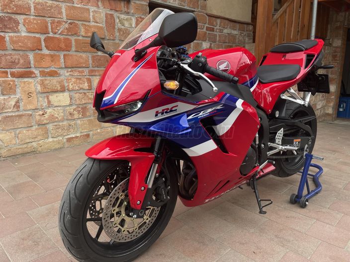 HONDA CBR 600 RR