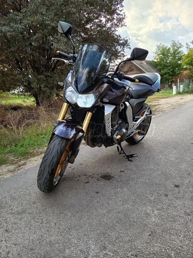 KAWASAKI Z 1000